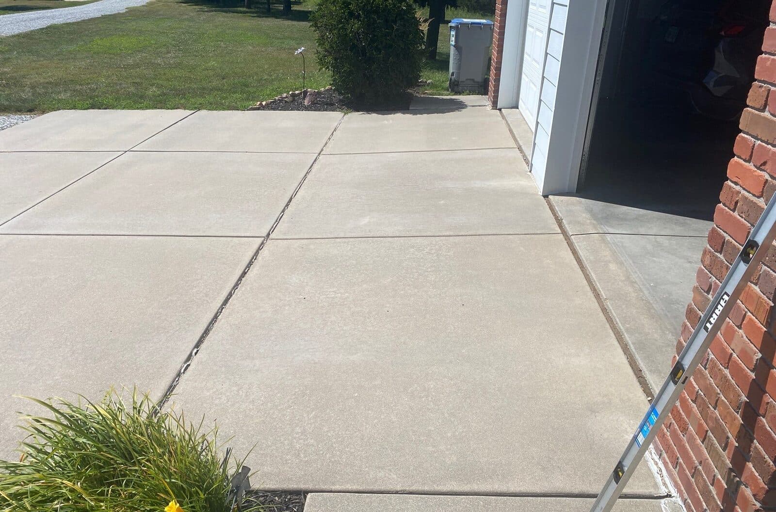 Roca, NE. Concrete Leveling