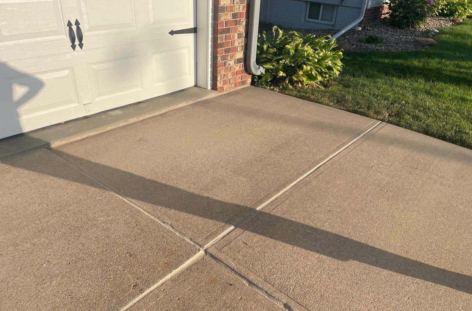 Omaha, NE. Concrete Leveling
