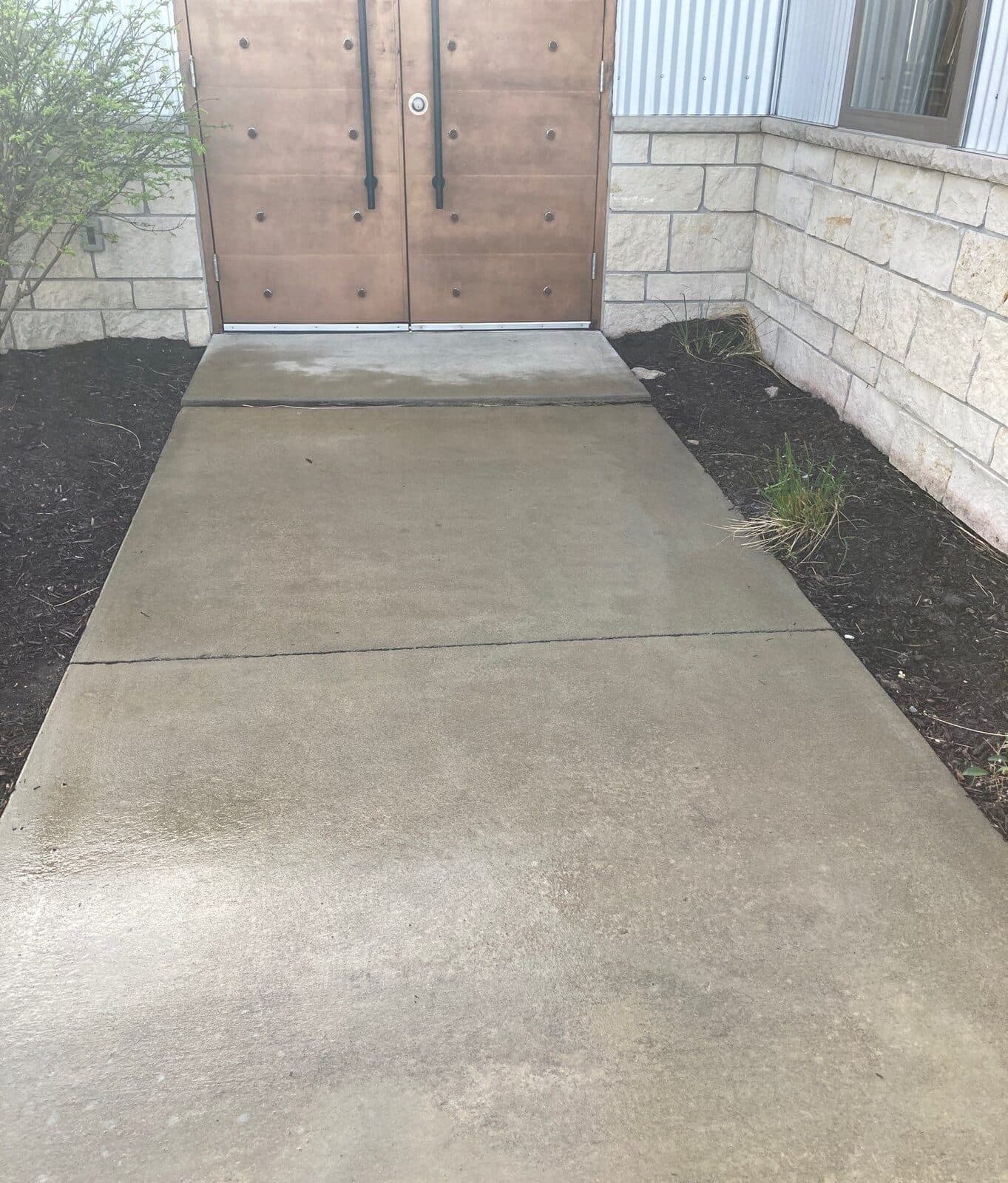 Bennet, Nebraska. Concrete Leveling