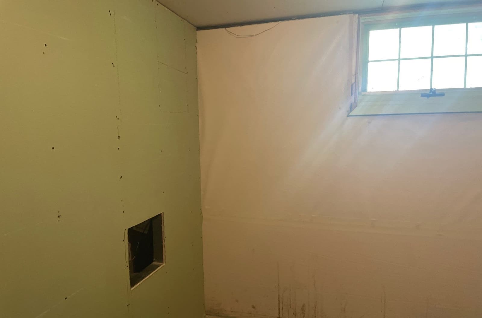 Underlying cause of wet basement walls in Midwest homes