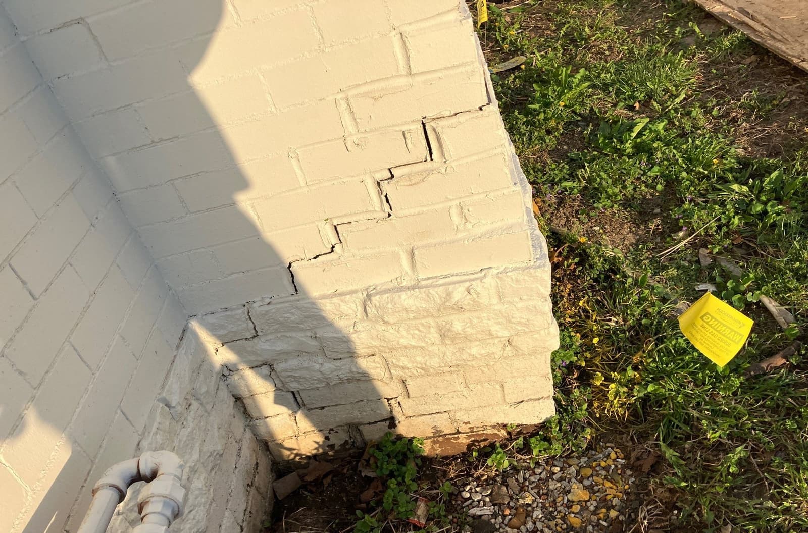 Underlying cause of stair-step cracks in Midwest homes